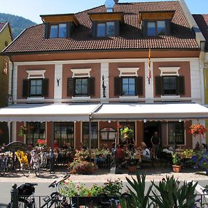 Готель Gasthof Zum Goldenen Roessl Sachsenburg Exterior photo