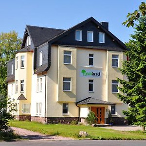 Konsumhotel Am Park - Nebenhaus Vom Konsum Berghotel Oberhof Обергоф Exterior photo