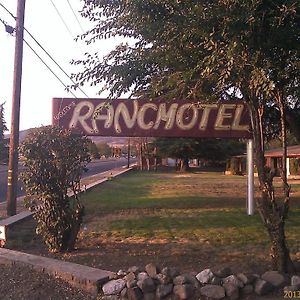 Ranch Motel Тегечепі Exterior photo