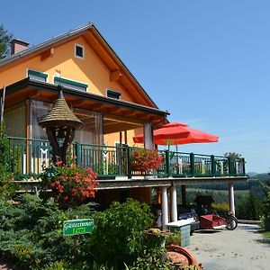 Апартаменти Gaestehaus Schmid Sankt Johann im Saggautal Exterior photo