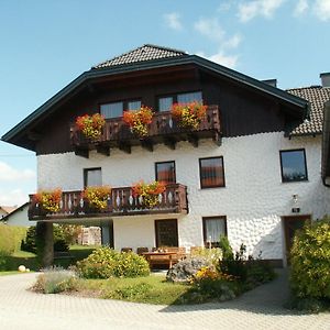 Bed and Breakfast Gaestehaus Familie Grudl Barnkopf Exterior photo