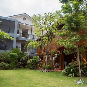 Готель Sukhothai Garden Exterior photo