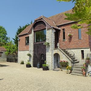 Bed and Breakfast River Garden Йовіл Exterior photo