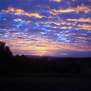 Bed and Breakfast Tinaroo Sunset Retreat Barrine Exterior photo