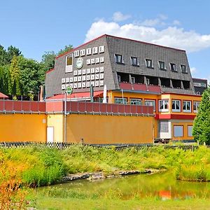 Готель Gasthof Pension Sonnenberg Weilrod Exterior photo