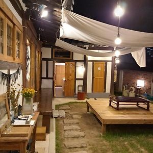 Hundred Years Hanok Мокпхо Exterior photo