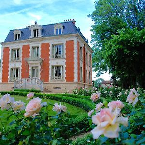 Готель Chateau De La Chaix Saint-Christophe-en-Brionnais Exterior photo