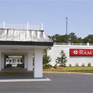 Готель Ramada - Флоренс Exterior photo