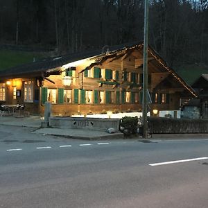 Вілла 325 Year Old Swiss Chalet Boltigen Exterior photo