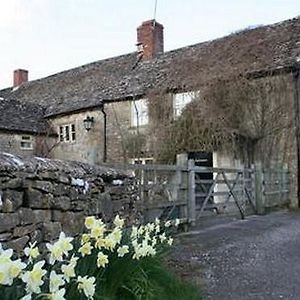 Готель The Hare And Hounds Chedworth Exterior photo