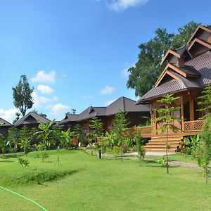 Blue Vanda Lodge Науншве Exterior photo