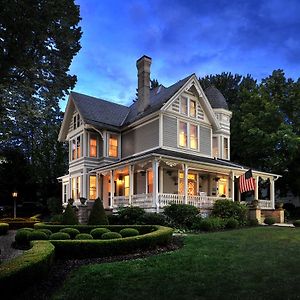 Bed and Breakfast The Historic Morris Harvey House Фейетвілл Exterior photo