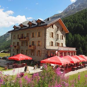 Готель Aiguille De La Tza Аролла Exterior photo