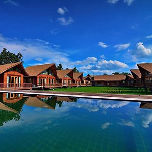 Rice Farm Villa Сурат-Тхані Exterior photo