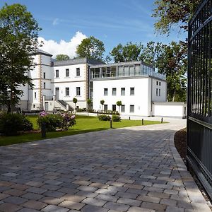 Hotel Rittergut Stoermede Гезеке Exterior photo