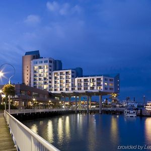 Inn At The Quay Нью-Вестмінстер Exterior photo