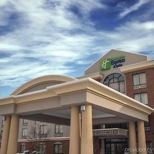 Holiday Inn Express & Suites Buffalo Airport, An Ihg Hotel Чіктоваґа Exterior photo