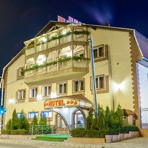 Hotel Darina Тиргу-Муреш Exterior photo