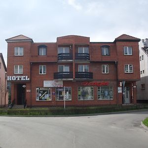 Hotel Krokus Камєнна-Ґура Exterior photo