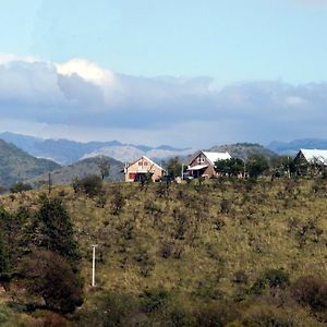 Cabanas Del Penasco Альпа Коррал Exterior photo