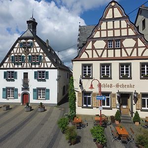 Hotel Zur Schloss-Schenke Нойвід Exterior photo