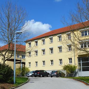 Готель Gastehaus Der Lk-Technik Mold Exterior photo