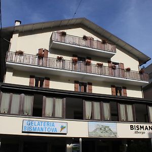 Albergo Ristorante Bismantova Кастельново-не'-Монті Exterior photo