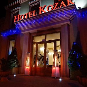 Hotel Kozak Холм Exterior photo