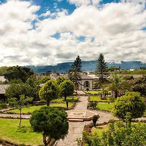 Готель Hosteria Hacienda Pueblo Viejo Atuntaqui Exterior photo