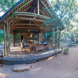 Готель Bateleur Main Camp приватний заповідник Класері Exterior photo