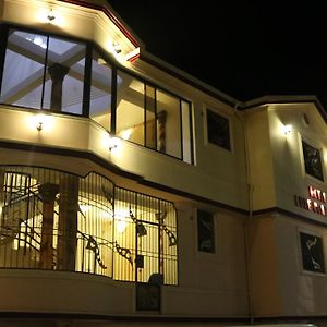 Hotel Luxe Confort Порт-о-Пренс Exterior photo