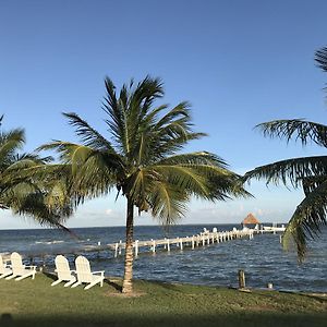 Tilt-Ta-Dock Resort Belize Коросаль Exterior photo