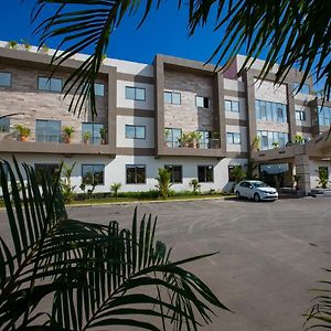 Готель The Palms By Eagles Sekondi-Takoradi Exterior photo