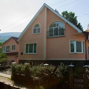 Готель У Елі Поляна Exterior photo