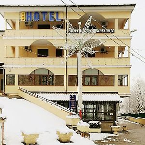 Hotel La Falconara Кастровілларі Exterior photo