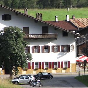 Готель Gasthof Sonne Haeselgehr Exterior photo