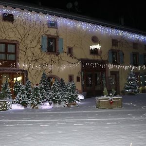 Готель Auberge De La Charriole Taintrux Exterior photo