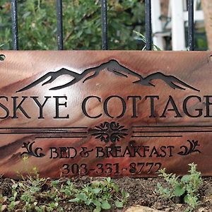 Skye Cottage Bed & Breakfast Сентрал-Сіті Exterior photo