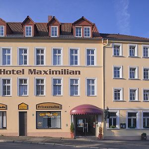 Hotel Maximilian Цайц Exterior photo