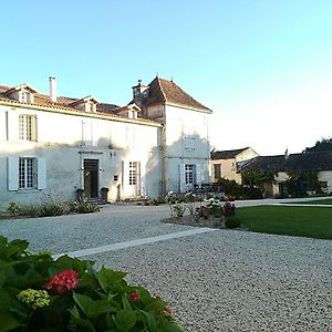Готель Domaine De Montboulard Soyaux Exterior photo