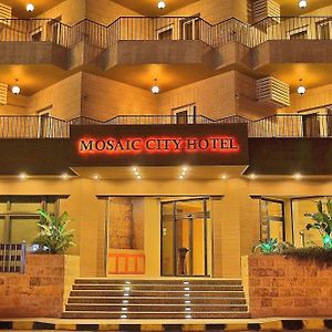 Mosaic City Hotel Мадаба Exterior photo