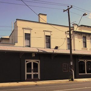 Plough Hotel Мельбурн Exterior photo