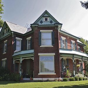 Nauvoo Grand Bed & Breakfast Exterior photo