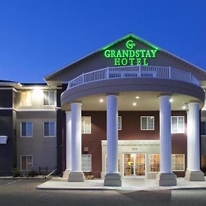 Grandstay Residential Suites Hotel - О-Клер Exterior photo