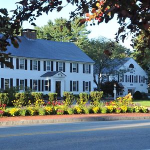 Publick House Historic Inn And Country Motor Lodge Стербрідж Exterior photo