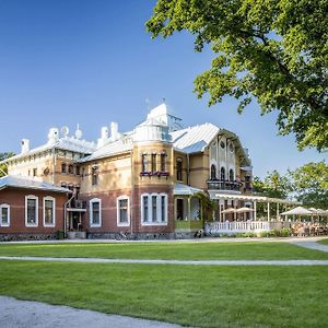 Villa Ammende Restaurant And Hotel Пярну Exterior photo