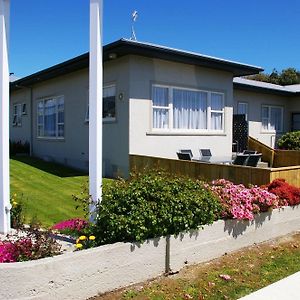 Totara Lodge Motel Левін Exterior photo