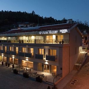 Alva Valley Hotel Олівейра-ду-Ошпітал Exterior photo