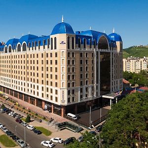 Shera Inn Hotel Алмати Exterior photo