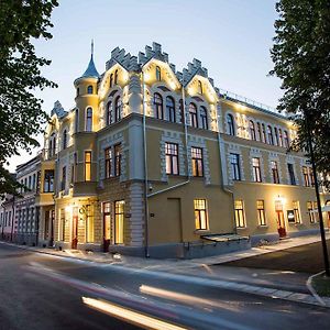 Park Hotel Viljandi Вільянді Exterior photo